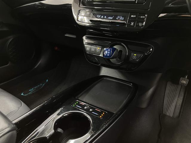 プリウス Ａプレミアム　ツーリングセレクション　純正フルセグナビ・バックカメラ・衝突軽減ブレーキ・本革電動シート・ヘッドアップディスプレイ・純正１７インチＡＷ・駐車支援・後側方車両検知・ＬＥＤヘッドライト・シートヒーター・ＥＴＣ・Ｂｌｕｅｔｏｏｔｈ（63枚目）