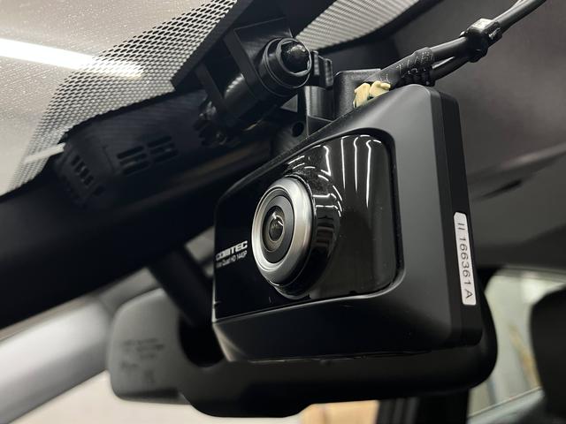 プリウス Ａプレミアム　ツーリングセレクション　純正フルセグナビ・バックカメラ・衝突軽減ブレーキ・本革電動シート・ヘッドアップディスプレイ・純正１７インチＡＷ・駐車支援・後側方車両検知・ＬＥＤヘッドライト・シートヒーター・ＥＴＣ・Ｂｌｕｅｔｏｏｔｈ（79枚目）