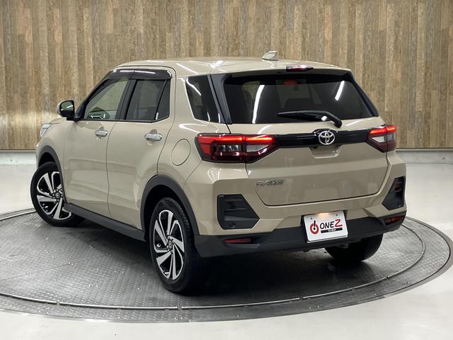 ライズ Z パノラミックビューモニター・駐車アシスト・純正9型ディスプレイオーディオ・スマアシ・衝突軽減ブレーキ・コーナーセンサー・シートヒーター・純正17インチAW・レーダークルコン・前後ドラレコ・誤発進抑制機(20枚目)