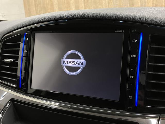 �y�����i�r�z�l�C�̏����i�r�𑕔����Ă���܂��B�i�r�̎g���₷���͂������A�I�[�f�B�I�@�\���[���I�L�����v�◷�s�͂������A�ʋ΂┃�����ȂǕ��i�̃h���C�u���y�����Ȃ�͂���