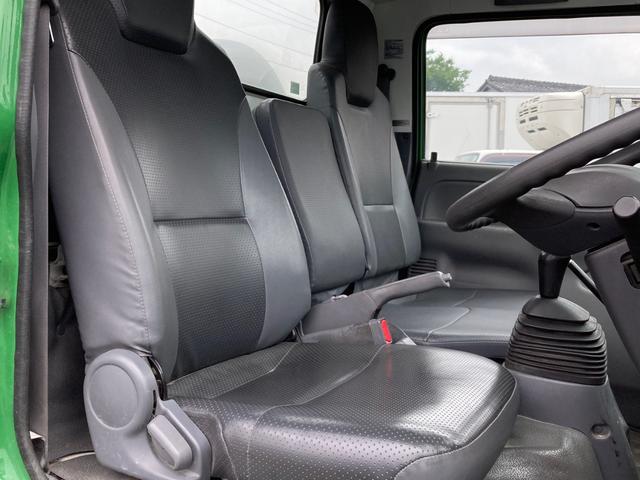 エルフトラック ミキサー車/走行距離 34,000km/6速マニュアル/上物KYB製2.5立米/混合容量1.2立米/積載量3000kg/自動ホッパーカバー付/バックモニター(22枚目)