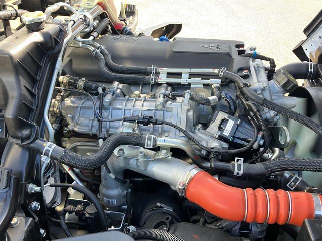 キャンター 　アームロール車／未使用／積載３ｔ／新明和製／５速マニュアル／バックモニター／ＥＴＣ／床材質鉄板／ターボ／１５０馬力！（20枚目）