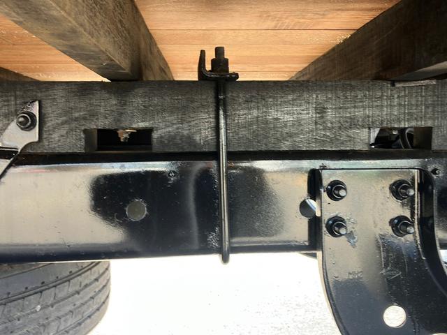 ヒノレンジャー 　クレーン付平ボディ／６ＭＴ／ユニック製（ＵＲＧ３４４）／４段ブーム／ラジコンフックイン／クレーン２．９３ｔ吊り／荷台東洋ボディ製／ロープ穴３対／ＥＴＣ／バックカメラ／１９０馬力！（17枚目）