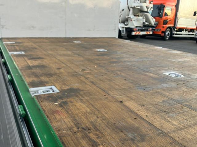 プロフィア 4軸低床アルミウイング/プロシフト/トランテックス製ウイング/極東製跳ね上げパワーゲート仕様/ラジコン付/ラッシングレール2段/ETC/バックモニター/アルミホイール/380馬力!(14枚目)