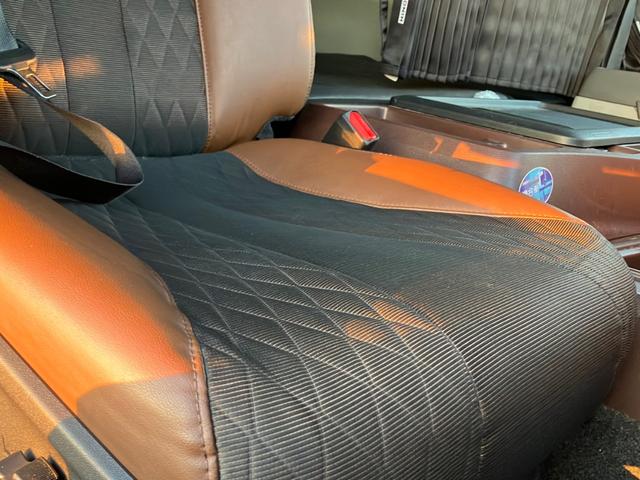 プロフィア 4軸低床アルミウイング/プロシフト/トランテックス製ウイング/極東製跳ね上げパワーゲート仕様/ラジコン付/ラッシングレール2段/ETC/バックモニター/アルミホイール/380馬力!(24枚目)