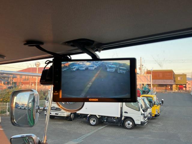 プロフィア 4軸低床アルミウイング/プロシフト/トランテックス製ウイング/極東製跳ね上げパワーゲート仕様/ラジコン付/ラッシングレール2段/ETC/バックモニター/アルミホイール/380馬力!(28枚目)