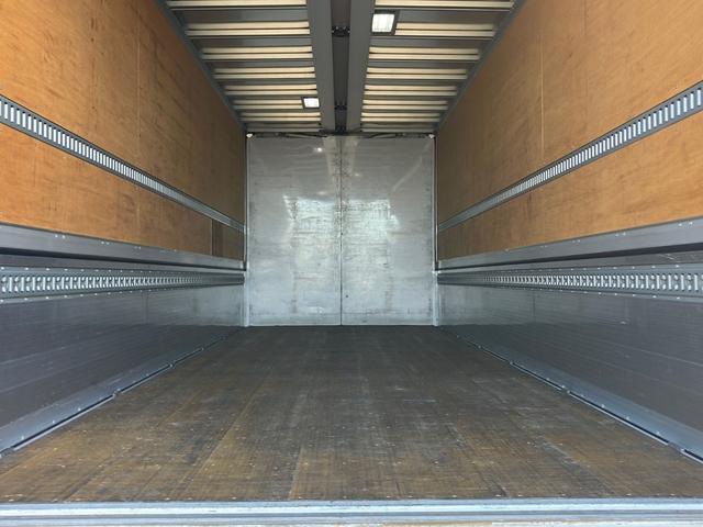 ヒノレンジャー 　アルミウイング／増トン／６速ＭＴ／後輪エアサス／トランテックス製ウイング／ラッシングレール２段／バックモニター／荷台内寸　Ｌ７．２５ｍ　×　Ｗ２．３８ｍ　×　Ｈ２．４２ｍ／２４０馬力！（13枚目）