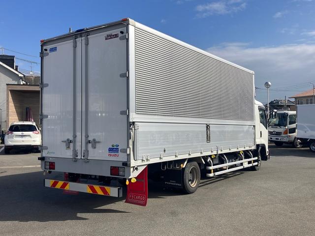 フォワード 　アルミウイング／積載量２，７００ｋｇ／日本フルハーフ製アルミウイング／ワイド幅仕様／ラッシング２段／セイコラック／引き出しフック５対／バックモニター／ＥＴＣ／後輪エアサス／２４０馬力！（6枚目）
