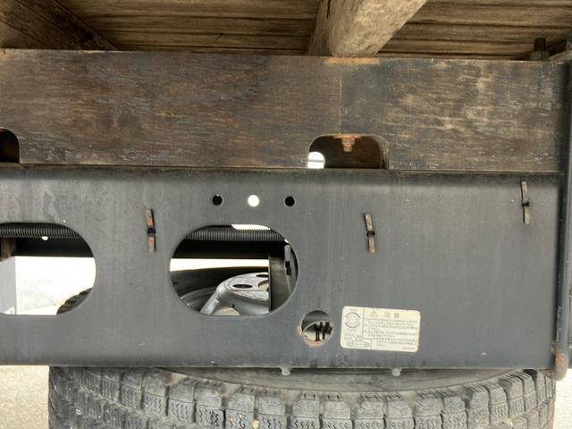 フォワード 　クレーン付き平ボディ／タダノ製クレーンＴＭ？ＺＥ３０４ＨＲ型（４段・２．９３ｔ吊り）／ラジコン付／４段ブーム／荷台東洋ボディ製／積載２，６００ｋｇ／２１０馬力！（17枚目）