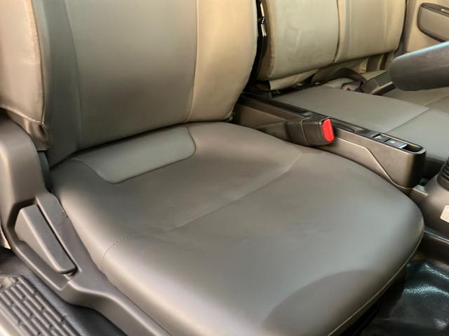 エルフトラック ダンプ/新明和工業製/荷台内寸 長さ3.05m × 幅1.59m × 高さ0.37m/ETC/ミラー一体型バックモニター/150馬力!(22枚目)