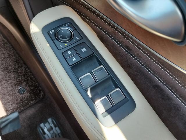ＬＳ ＬＳ５００　Ｉパッケージ　サンルーフ／純正ナビ／全方位カメラ／衝突軽減ブレーキ／革シート／電動サンシェード／パワーシート／シートヒーター／シートクーラー／コーナーセンサー／オートハイビーム／純正ＡＷ（52枚目）