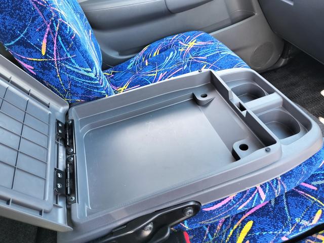 ＮＶ３５０キャラバンバン ロングＤＸ　衝突軽減ブレーキ／低床／両側スライドドア／６人乗り／純正ナビ／バックカメラ／ＥＴＣ／キーレス／ＬＥＤヘッドライト／フルセグＴＶ／フォグランプ（43枚目）