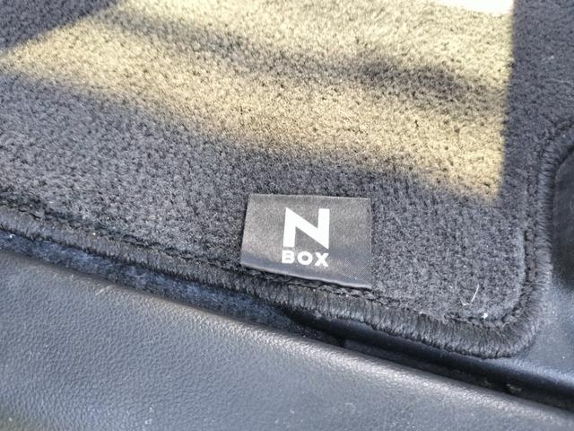 Ｎ－ＢＯＸカスタム Ｇ　ＳＳパッケージ　衝突軽減ブレーキ／両側電動スライド／純正ナビ／バックカメラ／ＥＴＣ／スマートキー／安心パッケージ／ＨＩＤヘッドライト／Ｂｌｕｅｔｏｏｔｈ接続／純正１４インチＡＷ（40枚目）