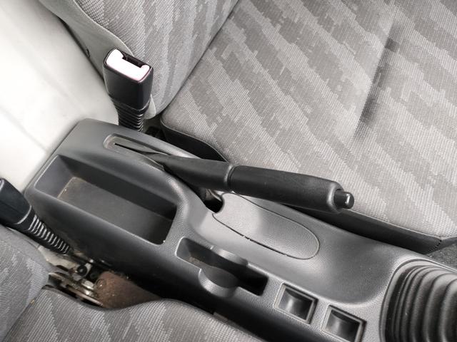 キャリイトラック KCエアコン 5速MT/幌付/エアコン/積載量350キロ/ラジオ/地区限定車/スペアタイヤ/ヘッドライトレベライザー(32枚目)