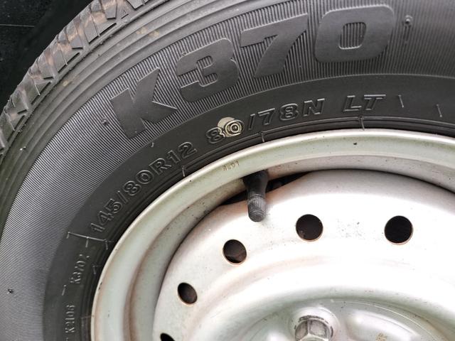 キャリイトラック KCエアコン 5速MT/幌付/エアコン/積載量350キロ/ラジオ/地区限定車/スペアタイヤ/ヘッドライトレベライザー(52枚目)