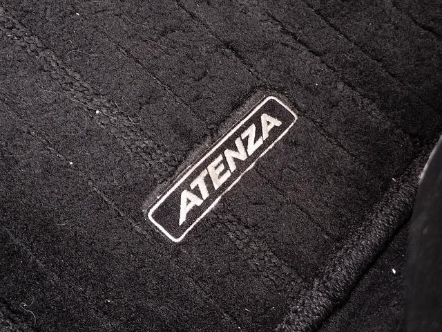 当店は自動車保険も取り扱いしております。保険内容の見直しなどもお気軽にご相談下さい