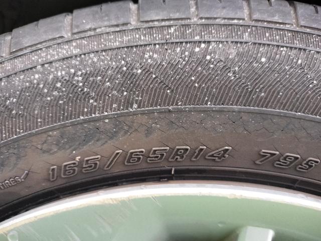 パッソ X S スマートアシスト2/キーレス/ETC/純正オーディオ/CD/USB端子/アイドリングストップ/横滑り防止装置/電格ミラー/集中ドアロック/ABS/ワイパー(59枚目)