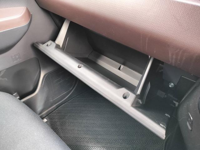 ルーミー Ｇ　Ｓ　衝突軽減ブレーキ／全方位カメラ／両側電動スライドドア／クルーズコントロール／コーナーセンサー／純正ＣＤオーディオ／スマートキー／オートライト／アイドリングストップ（32枚目）