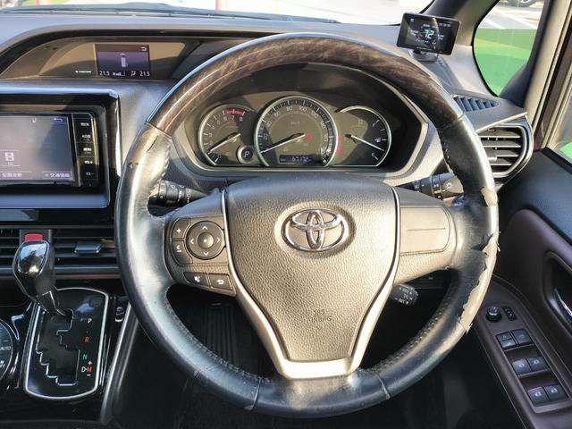 エスクァイア Gi 純正フリップダウンモニター/両側電動スライドドア/純正フルセグナビ/ETC/バックカメラ/シートヒーター/クルーズコントロール/オートハイビーム/オートライト/リアクーラー/7人乗り(7枚目)