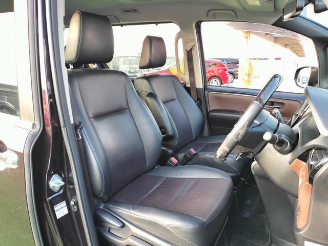 エスクァイア Gi 純正フリップダウンモニター/両側電動スライドドア/純正フルセグナビ/ETC/バックカメラ/シートヒーター/クルーズコントロール/オートハイビーム/オートライト/リアクーラー/7人乗り(35枚目)