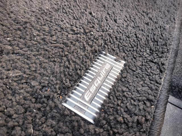 エスクァイア Gi 純正フリップダウンモニター/両側電動スライドドア/純正フルセグナビ/ETC/バックカメラ/シートヒーター/クルーズコントロール/オートハイビーム/オートライト/リアクーラー/7人乗り(40枚目)