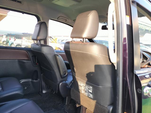 エスクァイア Gi 純正フリップダウンモニター/両側電動スライドドア/純正フルセグナビ/ETC/バックカメラ/シートヒーター/クルーズコントロール/オートハイビーム/オートライト/リアクーラー/7人乗り(44枚目)