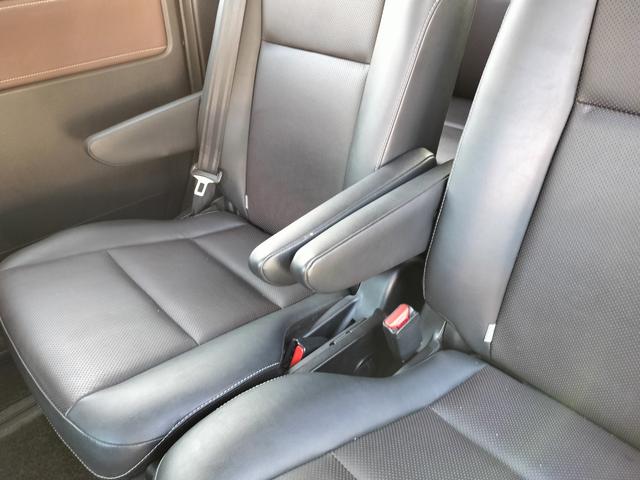 エスクァイア Gi 純正フリップダウンモニター/両側電動スライドドア/純正フルセグナビ/ETC/バックカメラ/シートヒーター/クルーズコントロール/オートハイビーム/オートライト/リアクーラー/7人乗り(51枚目)