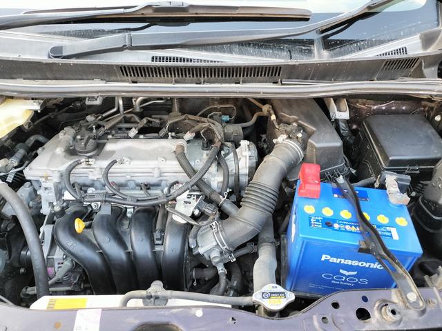 エスクァイア Gi 純正フリップダウンモニター/両側電動スライドドア/純正フルセグナビ/ETC/バックカメラ/シートヒーター/クルーズコントロール/オートハイビーム/オートライト/リアクーラー/7人乗り(64枚目)