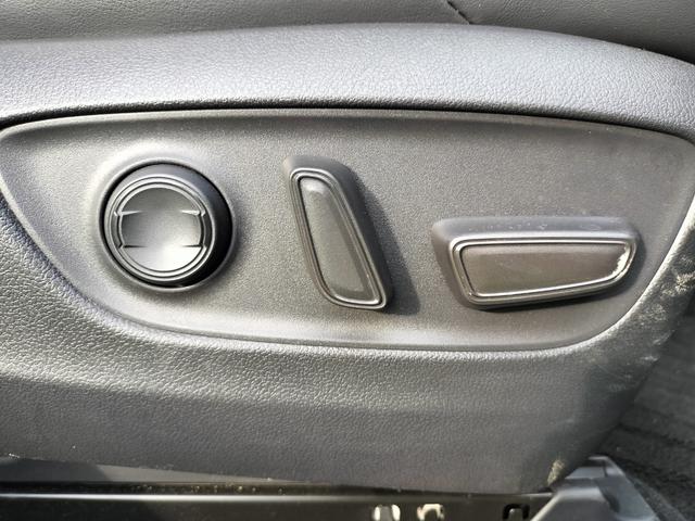 ハリアー Ｚ　ＪＢＬサウンド／ハーフレザーシート／デジタルインナーミラー／衝突軽減／純正ナビ／バックカメラ／ＥＴＣ２．０／クルーズコントロール／パワーゲート／電動シート／ＢＳＭ／ＨＵＤ／ブレーキホールド（40枚目）