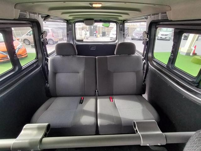 NV350キャラバンバン ロングVX 6人乗り/衝突軽減/両側スライド/キャリア付き/ETC/社外ナビ/バックカメラ/キーレス/フルセグTV/Bluetooth接続/横滑防止/電格ミラー/リア小窓左右あり/LEDヘッドライト(8枚目)