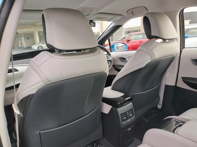 MIRAI ベースグレード 衝突軽減ブレーキ/レザーシート/純正9型ナビ/ETC/バックカメラ/電動シート/コーナーセンサー/クルーズコントロール/BSM/シートヒーター/ステアリングヒーター/ワイヤレス充電/LEDヘッドライト(50枚目)
