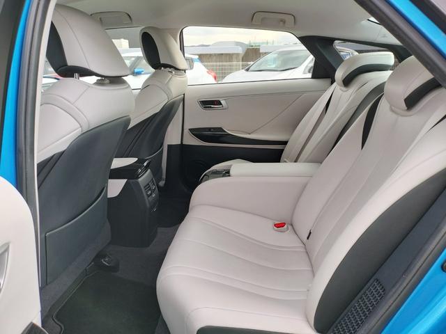 MIRAI ベースグレード 衝突軽減ブレーキ/レザーシート/純正9型ナビ/ETC/バックカメラ/電動シート/コーナーセンサー/クルーズコントロール/BSM/シートヒーター/ステアリングヒーター/ワイヤレス充電/LEDヘッドライト(51枚目)