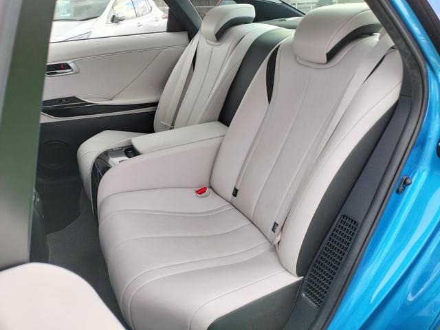 MIRAI ベースグレード 衝突軽減ブレーキ/レザーシート/純正9型ナビ/ETC/バックカメラ/電動シート/コーナーセンサー/クルーズコントロール/BSM/シートヒーター/ステアリングヒーター/ワイヤレス充電/LEDヘッドライト(52枚目)