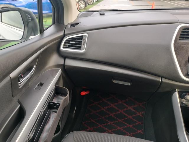 ＳＸ４ Ｓクロス ベースグレード　ワンオーナー／フリップダウンモニター／カロッツェリア８型ナビ／バックカメラ／ＥＴＣ／クルーズコントロール／パドルシフト／１７インチ純正ホイール／スマートキー／ＬＥＤヘッド／オートライト（8枚目）