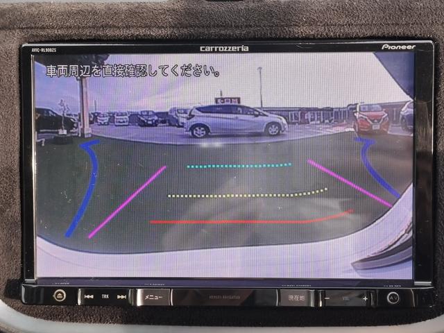 ＳＸ４ Ｓクロス ベースグレード　ワンオーナー／フリップダウンモニター／カロッツェリア８型ナビ／バックカメラ／ＥＴＣ／クルーズコントロール／パドルシフト／１７インチ純正ホイール／スマートキー／ＬＥＤヘッド／オートライト（11枚目）