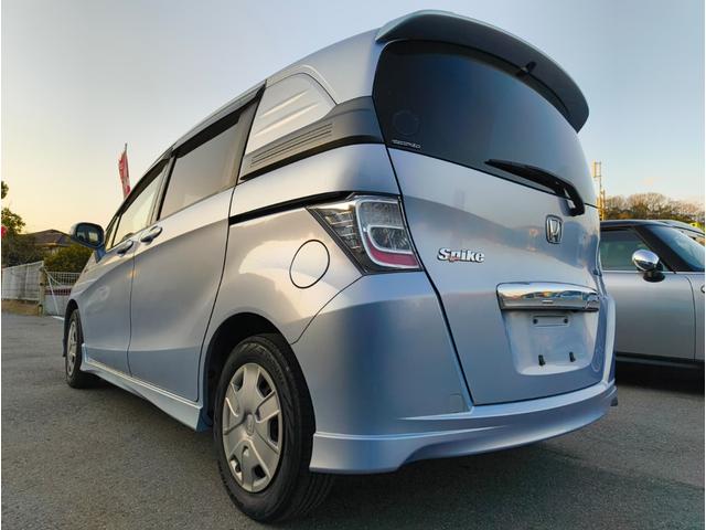 フリードスパイクハイブリッド ジャストセレクション　禁煙車！　鑑定書付き　ナビＴＶ　Ｂカメラ　Ｂｌｕｅｔｏｏｔｈ　クルコン　新品ドライブレコーダー　ＥＴＣ　ＨＩＤ　横滑り防止　電動スライド　電動ミラー　スマートキー　ノーペット（10枚目）