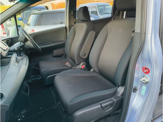 フリードスパイクハイブリッド ジャストセレクション　禁煙車！　鑑定書付き　ナビＴＶ　Ｂカメラ　Ｂｌｕｅｔｏｏｔｈ　クルコン　新品ドライブレコーダー　ＥＴＣ　ＨＩＤ　横滑り防止　電動スライド　電動ミラー　スマートキー　ノーペット（19枚目）