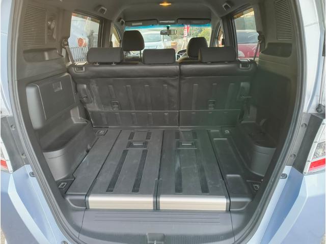 フリードスパイクハイブリッド ジャストセレクション　禁煙車！　鑑定書付き　ナビＴＶ　Ｂカメラ　Ｂｌｕｅｔｏｏｔｈ　クルコン　新品ドライブレコーダー　ＥＴＣ　ＨＩＤ　横滑り防止　電動スライド　電動ミラー　スマートキー　ノーペット（42枚目）