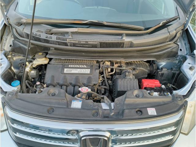 フリードスパイクハイブリッド ジャストセレクション　禁煙車！　鑑定書付き　ナビＴＶ　Ｂカメラ　Ｂｌｕｅｔｏｏｔｈ　クルコン　新品ドライブレコーダー　ＥＴＣ　ＨＩＤ　横滑り防止　電動スライド　電動ミラー　スマートキー　ノーペット（47枚目）