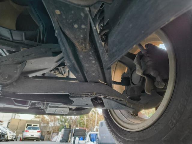 サンバーバン ＶＣプラス　ハイルーフ　５ＭＴ　ドライブレコーダー　両側スライドドア　エアコン　パワーウインドウ　パワーステアリング　集中ロック　４ナンバー　４人乗り　１３インチアルミホイール　禁煙車！（33枚目）