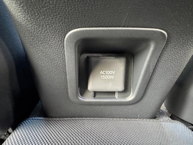 クラウンスポーツ Ｚ　Ｚ（５名）モデリスタフルエアロ　パノラマルーフ　デジタルインナーミラー　本革パワーシート　パワーバックドア　全周囲カメラ　ＥＴＣ　メモリーナビ　ＬＥＤヘッドライト　２１ＡＷ　クラッツィオ防水マット（55枚目）