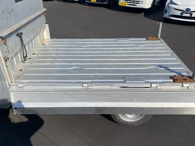 キャリイトラック KU ミラー型ドラレコ・ポータブルナビ・ETC・エアコン・パワステ(45枚目)