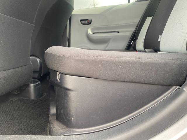 アクア S 純正ナビ・TV・Bluetooth・プッシュスタート・スマートキー(33枚目)