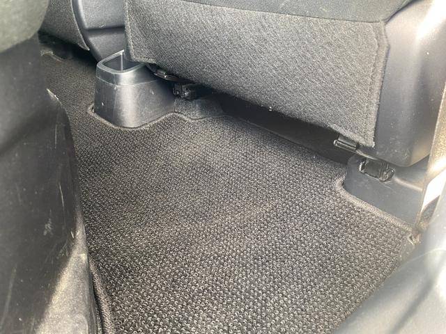 アクア S 純正ナビ・TV・Bluetooth・プッシュスタート・スマートキー(36枚目)