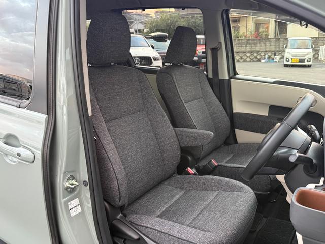 シエンタ ハイブリッドＺ　ワンオーナー　純正ディスプレイオーディオ　バックカメラ　両側電動スライドドア　禁煙車　３列シート（22枚目）