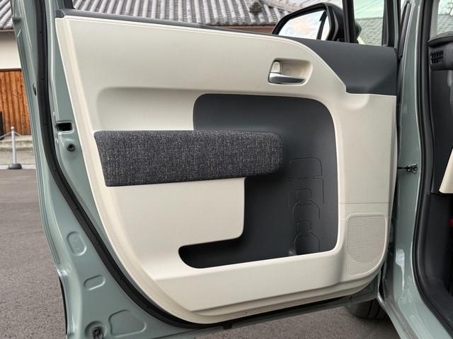 シエンタ ハイブリッドＺ　ワンオーナー　純正ディスプレイオーディオ　バックカメラ　両側電動スライドドア　禁煙車　３列シート（27枚目）