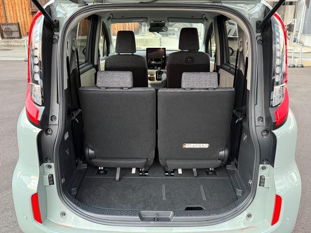 シエンタ ハイブリッドＺ　ワンオーナー　純正ディスプレイオーディオ　バックカメラ　両側電動スライドドア　禁煙車　３列シート（39枚目）