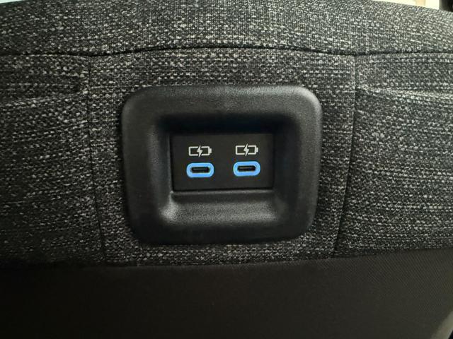 シエンタ ハイブリッドＺ　ワンオーナー　純正ディスプレイオーディオ　バックカメラ　両側電動スライドドア　禁煙車　３列シート（46枚目）