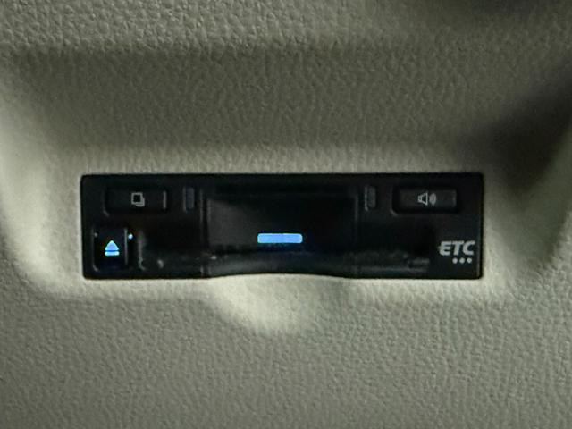 シエンタ ハイブリッドＺ　ワンオーナー　純正ディスプレイオーディオ　バックカメラ　両側電動スライドドア　禁煙車　３列シート（55枚目）