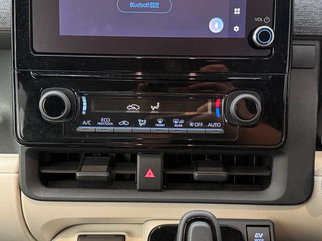 シエンタ ハイブリッドＺ　ワンオーナー　純正ディスプレイオーディオ　バックカメラ　両側電動スライドドア　禁煙車　３列シート（59枚目）